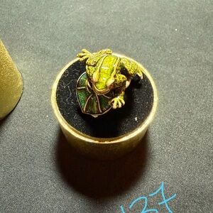 PRICE FIRM • NWT Sweet Romance ring frog lily pad enamel adjustable filigree